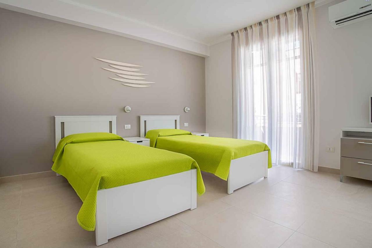 Le Vele B&B อาโวลา ภายนอก รูปภาพ